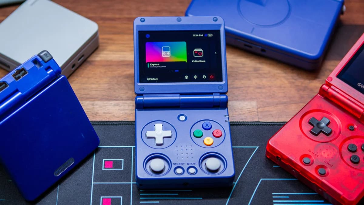 Best clamshell handheld gaming devices of 2026 featuring GBA SP style designs