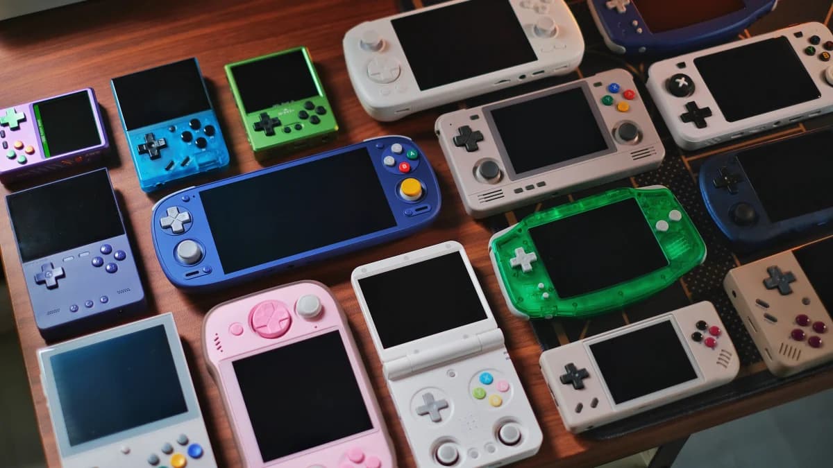 Collection of best handheld gaming consoles 2026