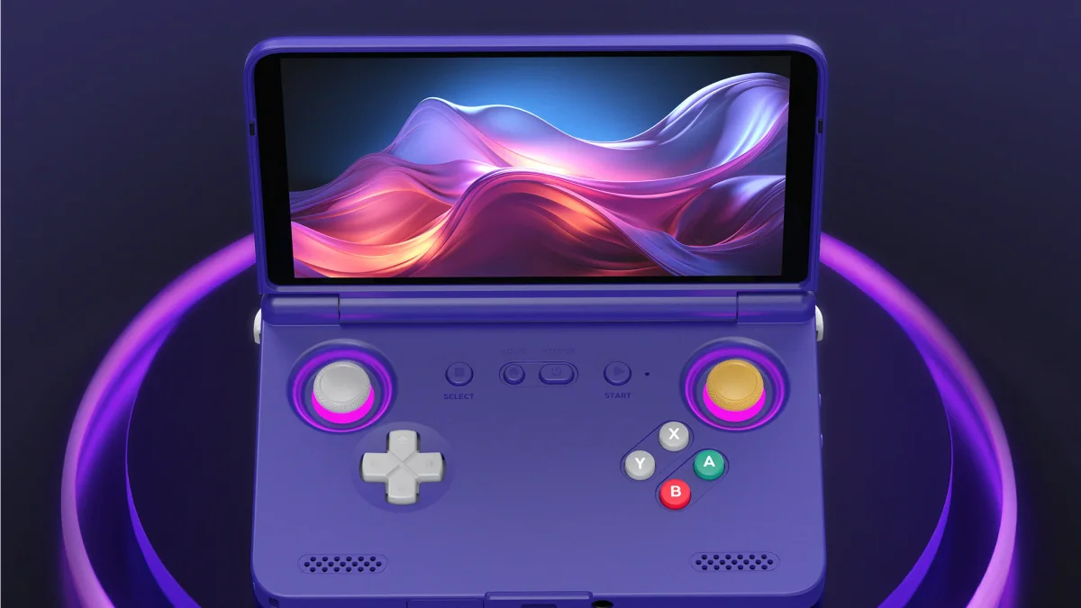 Retroid Pocket Flip handheld gaming console